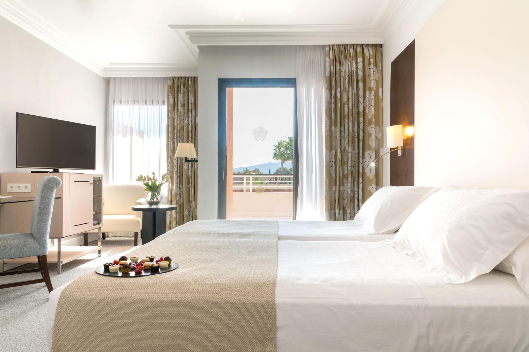 Gpro Valparaiso Palace & Spa Palma de Mallorca Exterior photo Room at the hotel